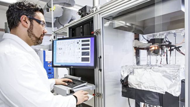 Das Projekt soll die Entflammbarkeit und mechanischen Eigenschaften von recycelten Materialien wie Polyolefinen