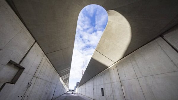 Ein ästhetisches Highlight ist der fertiggestellte Rampenkragen. © PORR